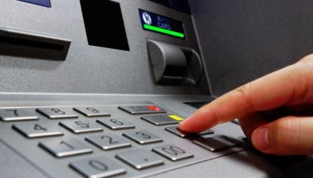 Il bancomat (ATM) compie 50 anni. Come si è evoluto?